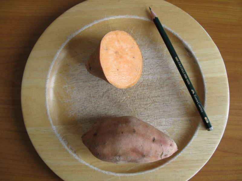 Datei:Suesskartoffel.JPG