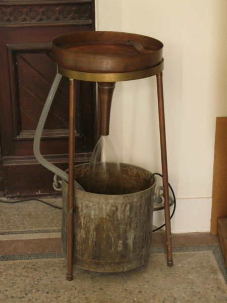 Datei:Wasserverwirbler aus Kupfer.JPG